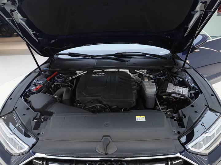 Audi A7L 2024 45 TFSI S-line — фото 28