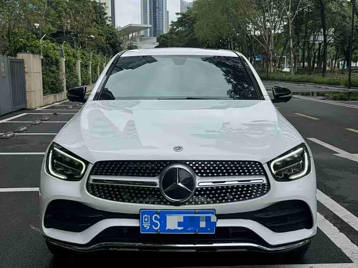 Mercedes-Benz GLC 2020 GLC 260 4 MATIC SUV — фото 3