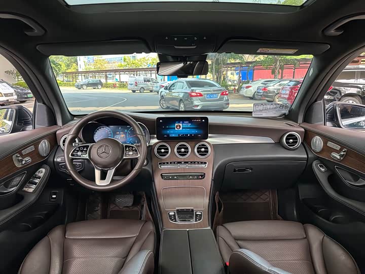 Mercedes-Benz GLC 2021 GLC 300 L 4 MATIC — фото 9