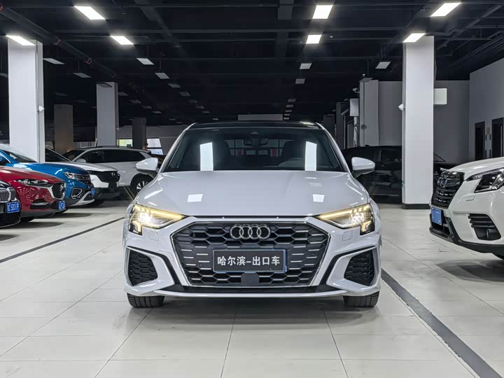 Audi A3 2022 A 3 L Limousine 35 TFSI Sport — фото 2