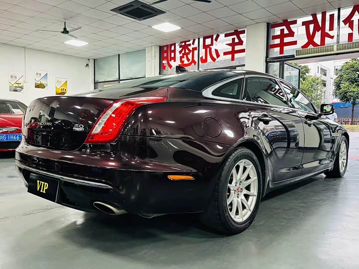 Jaguar XJ 2016 XJL 2.0 T 2 WD — фото 5