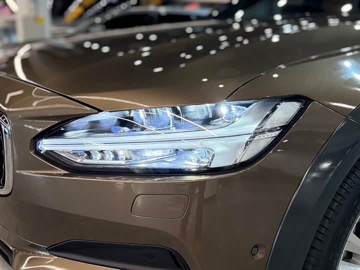 Volvo V90 2017 Cross Country T 5 AWD — фото 12