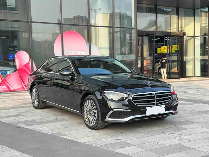 Mercedes-Benz E-Class 2022 E 300 L Luxury — фото 3