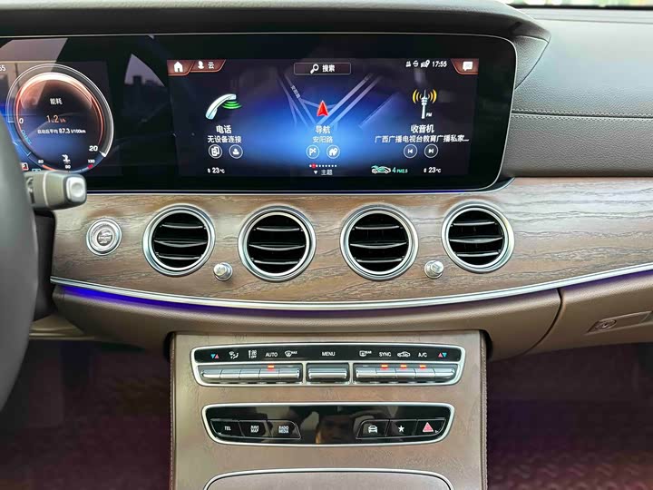 Mercedes-Benz E-Class 2022 E 300 L Luxury — фото 14