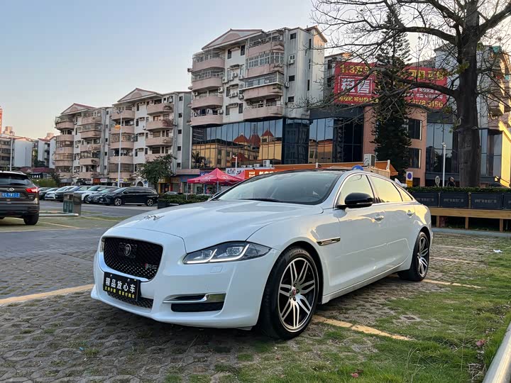 Jaguar XJ 2018 XJL 3.0 SC 2 WD — фото 3