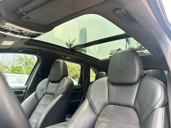 Porsche Cayenne 2015 Cayenne GTS 3.6 T — фото 22