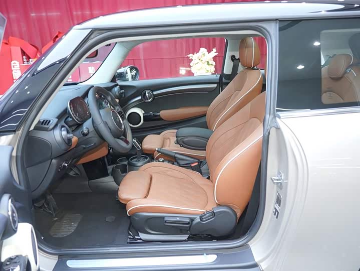 MINI Hatch — фото 13