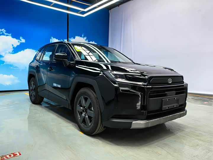 Toyota RAV4 2026 2.0 L 4 WD — фото 1