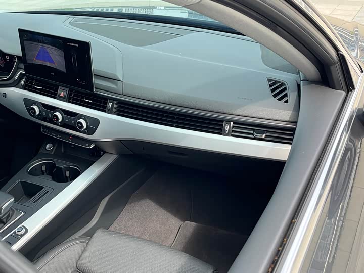 Audi A4L 2022 40 TFSI — фото 15