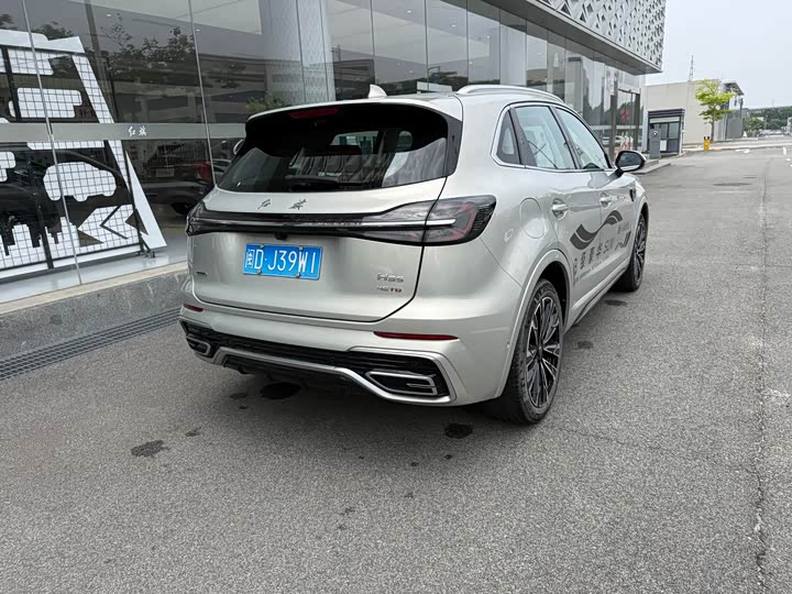 Hongqi HS5 2023 2.0 T 4 WD Pro — фото 11