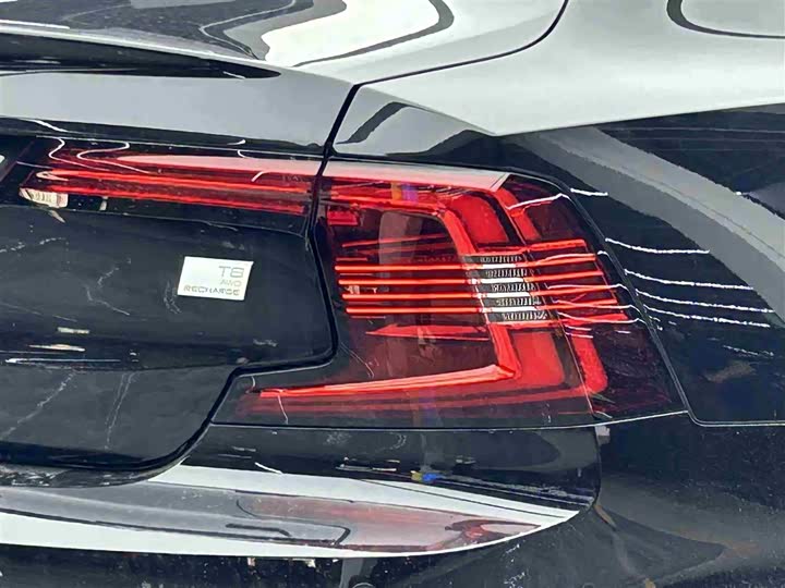 Volvo S90 Hybrid 2024 Hybrid 4 WD — фото 18