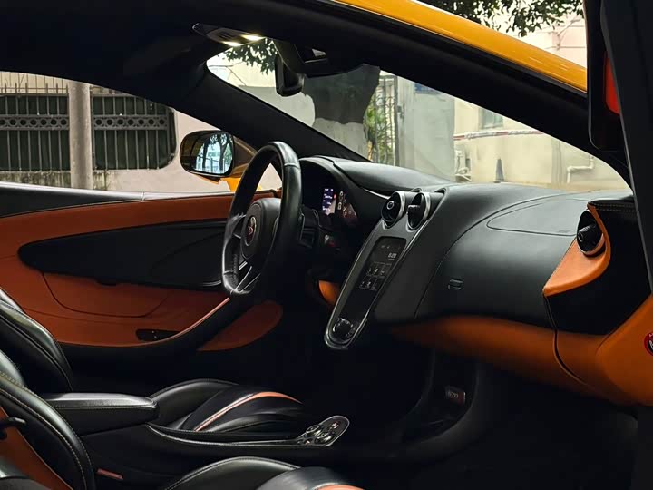 McLaren 570 2015 570 S 3.8 T Coupe — фото 6