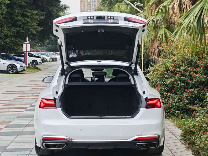 Audi A5 2022 Sportback 40 TFSI — фото 15
