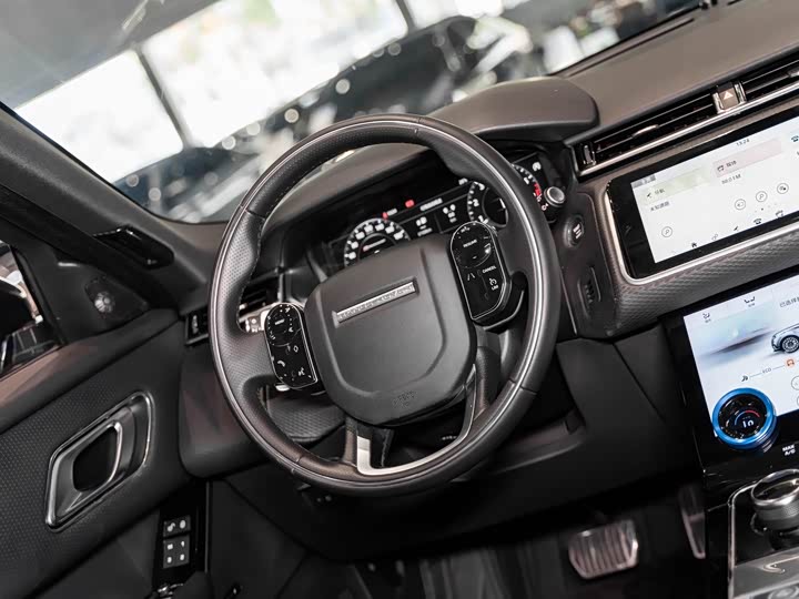 Land Rover Range Rover Velar — фото 16
