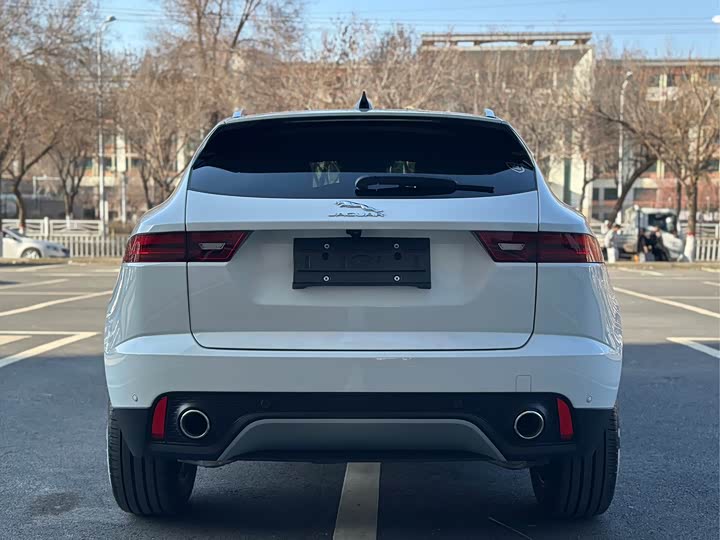 Jaguar E-PACE 2024 R-DYNAMIC S — фото 13