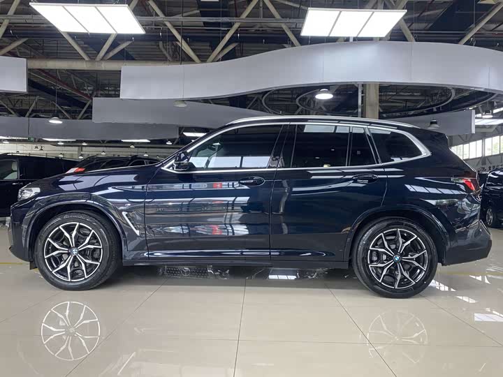 BMW X3 2022 x Drive 25i M — фото 17