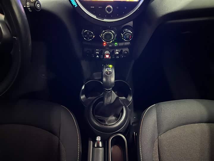 MINI Hatch — фото 11