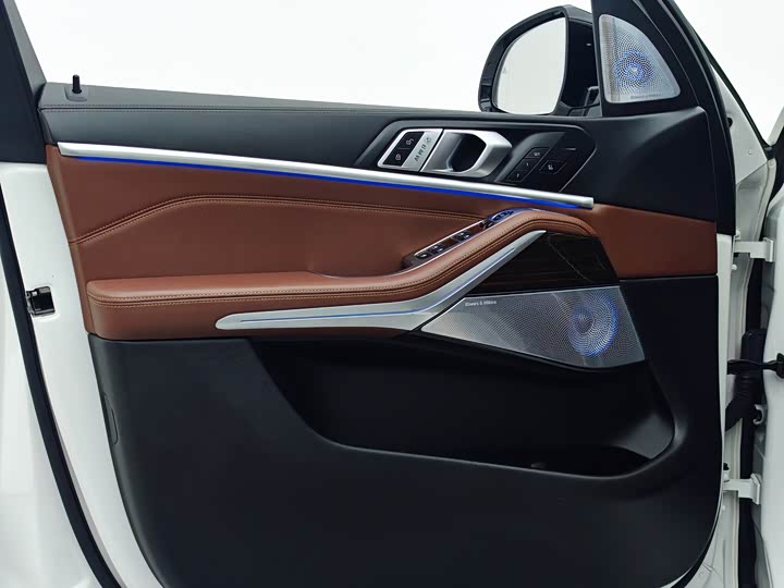 BMW X5 2019 x Drive 40i M — фото 5
