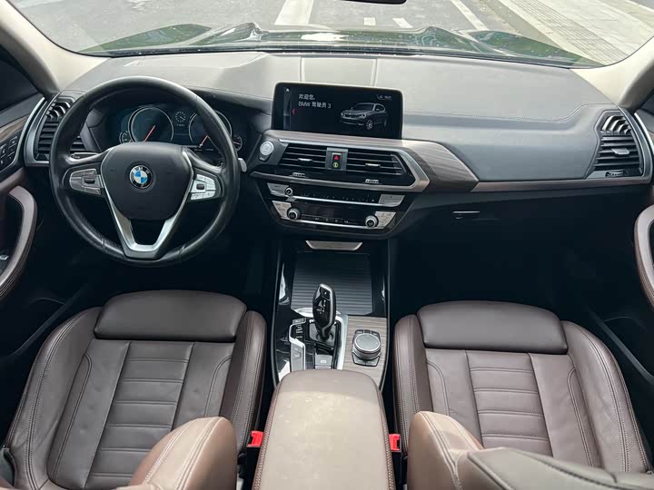 BMW X3 2019 x Drive 28i — фото 21
