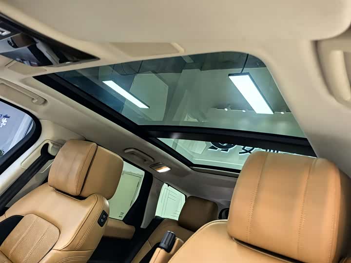 Land Rover Range Rover Sport — фото 14