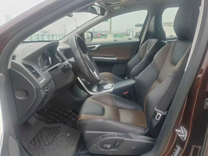Volvo XC60 2016 T 5 AWD — фото 7