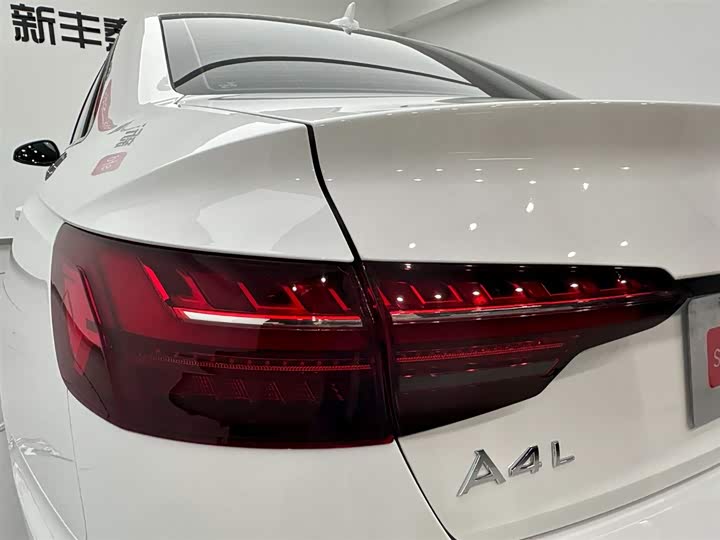 Audi A4L 2023 40 TFSI — фото 27