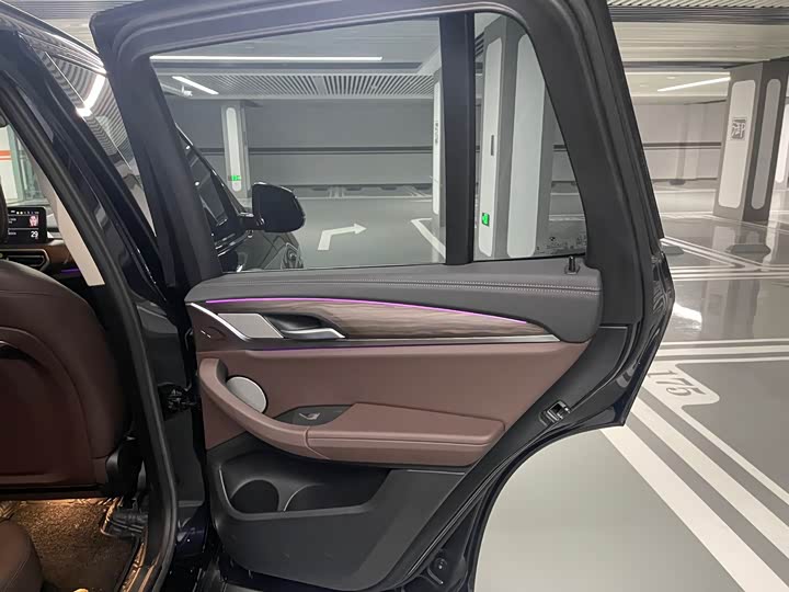 BMW X3 2023 x Drive 30i Leading M — фото 20