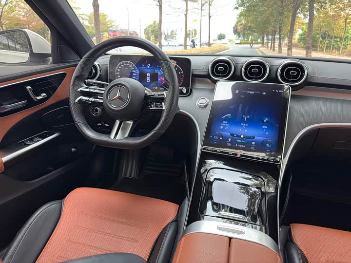 Mercedes-Benz C-Class 2022 C 200 L — фото 9