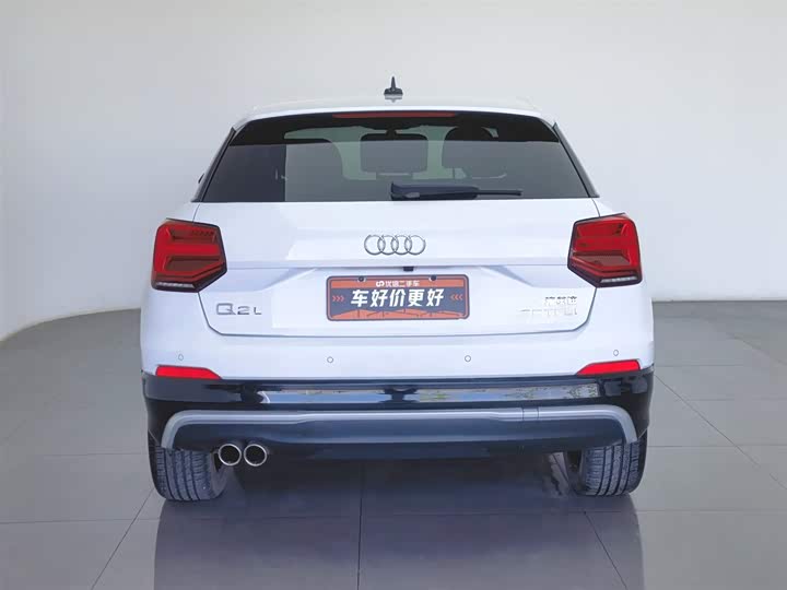 Audi Q2L 2020 35 TFSI — фото 4