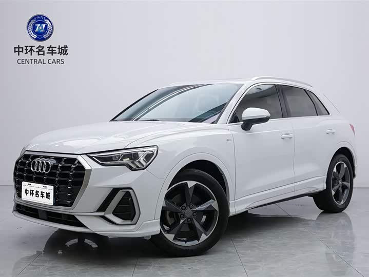 Audi Q3 2020 40 TFSI — фото 1