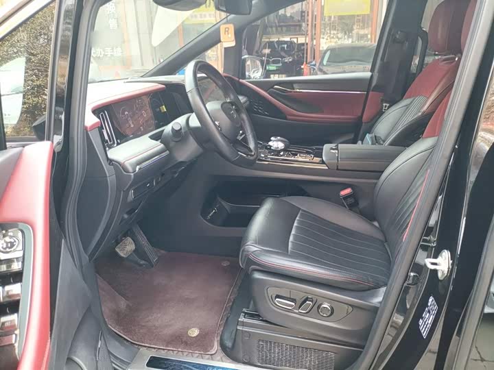 Trumpchi M8 2024 400 T — фото 13