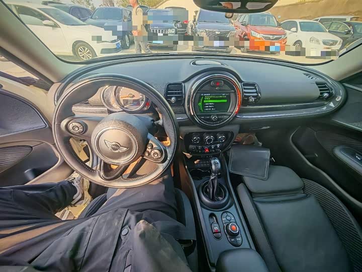 MINI Clubman — фото 10