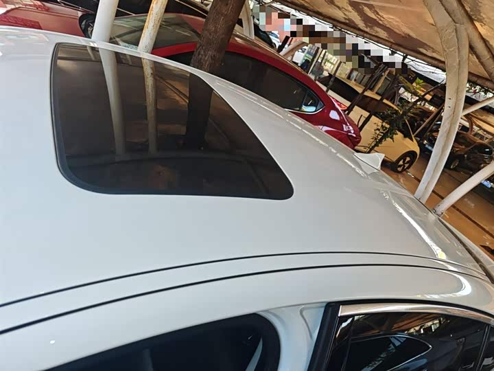 Jaguar XF 2015 XF 2.0 T — фото 27
