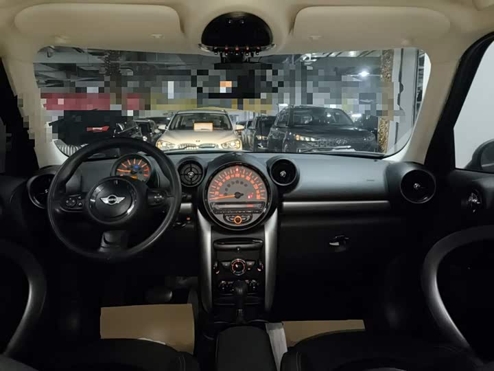 MINI Countryman — фото 12
