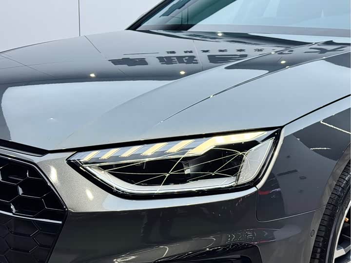 Audi A4L 2022 40 TFSI — фото 24