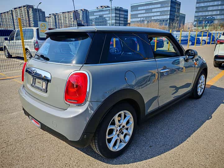 MINI Hatch — фото 15