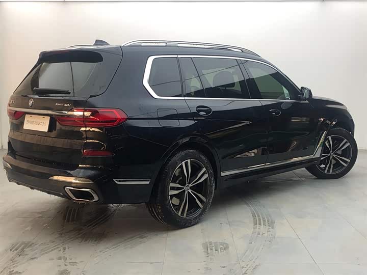 BMW X7 2021 x Drive 40i M — фото 4