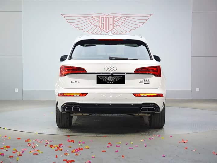 Audi Q5L 2024 40 TFSI — фото 6