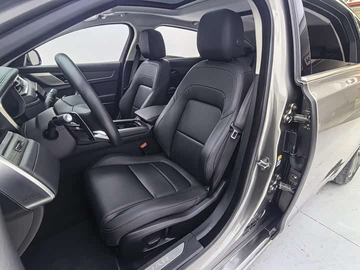 Jaguar XFL 2022 XFL 2.0 T P 200 2 WD — фото 7