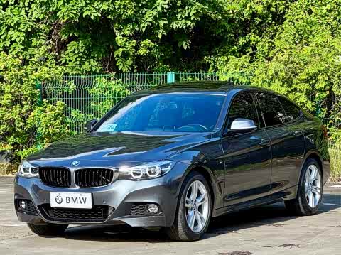 BMW 3-Series 2020 320i M — фото 25