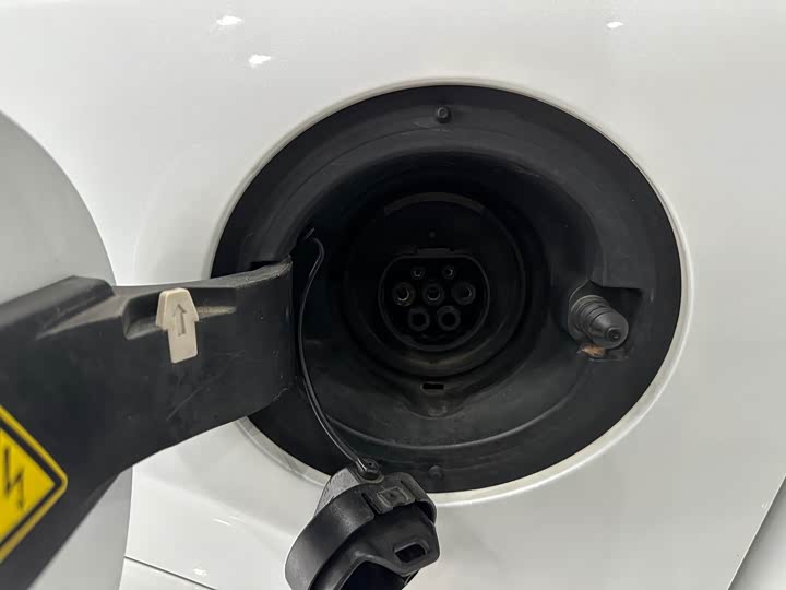 Volvo XC90 Hybrid 2018 E Hybrid T 8 7 — фото 17