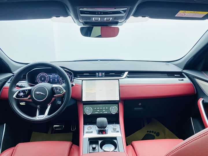 Jaguar F-PACE 2024 P 250 R-Dynamic SE — фото 7
