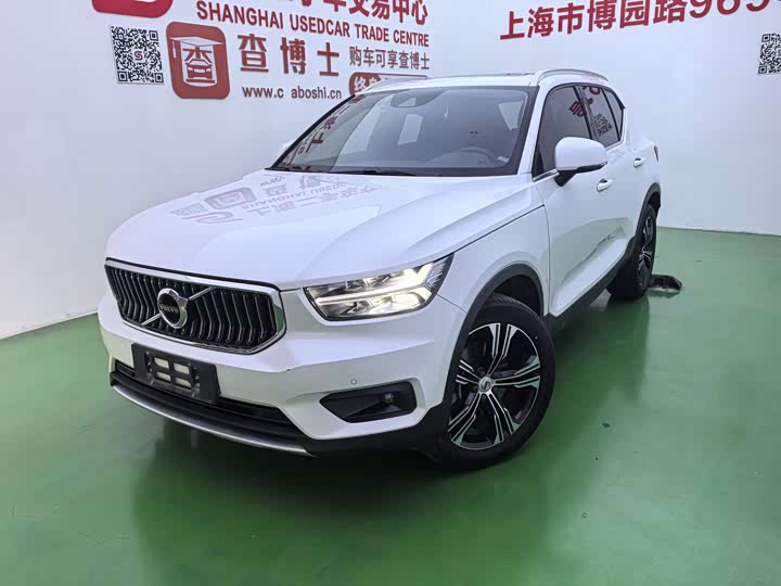 Volvo XC40 2020 T 4 WD — фото 1