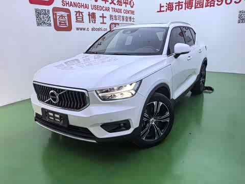 Volvo XC40 2020 T 4 WD — фото 18