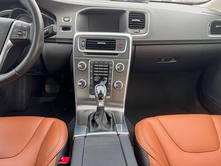 Volvo S60 2016 S 60 L T 5 — фото 18