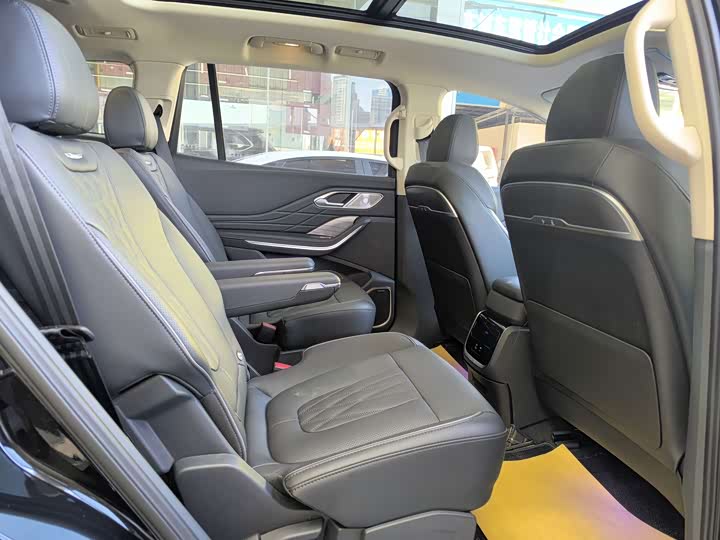 Hongqi HS7 PHEV 2024 2.0 T PHEV 4 WD 6 — фото 7