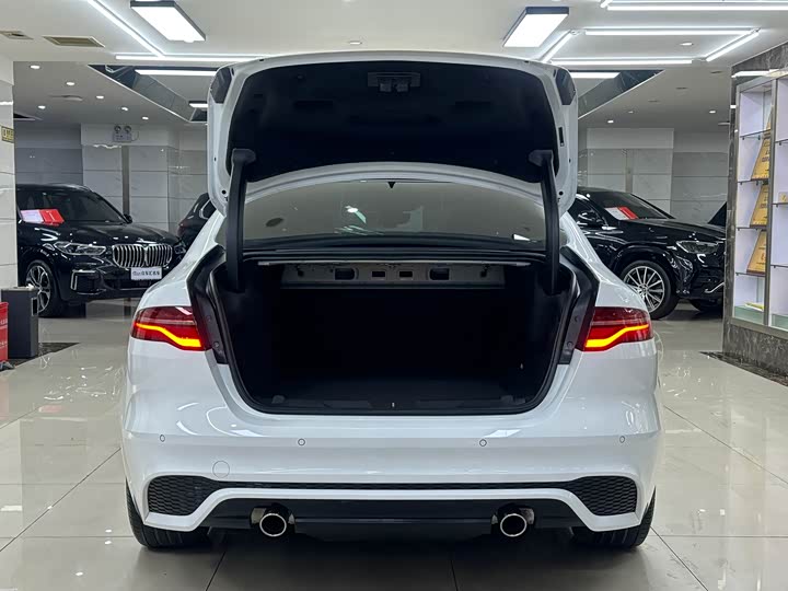 Jaguar XEL 2021 2.0 T 250 PS R-DYNAMIC S — фото 21