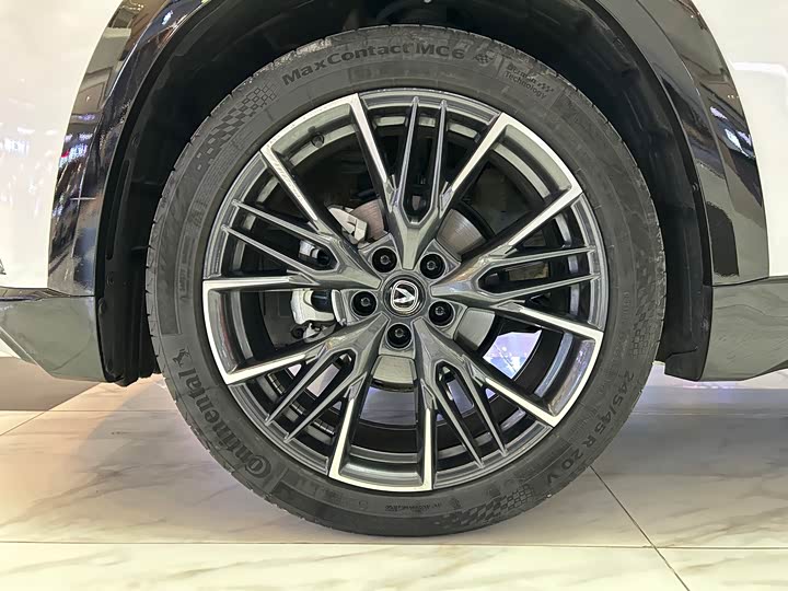 Changan UNI-T 2023 1.5 T Premium — фото 16