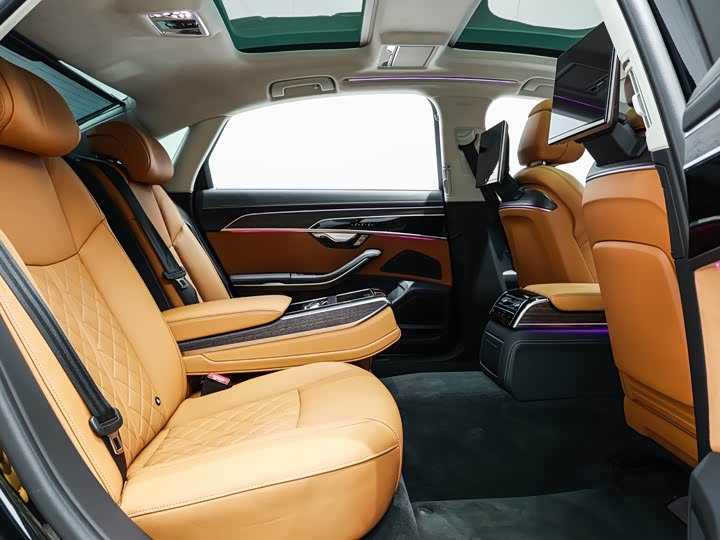 Audi A8 2024 A 8 L 55 TFSI quattro Flagship — фото 11