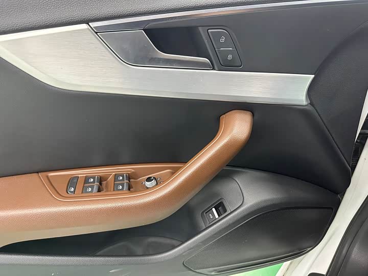 Audi A4L 2018 30 40 TFSI — фото 20